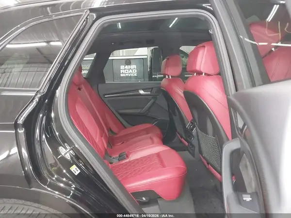 WA1B4AFY3K2063451 2019 AUDI SQ5 - Image 8