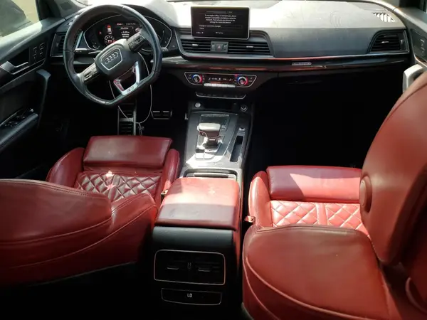 WA1B4AFY3K2113460 2019 AUDI SQ5 - Image 8