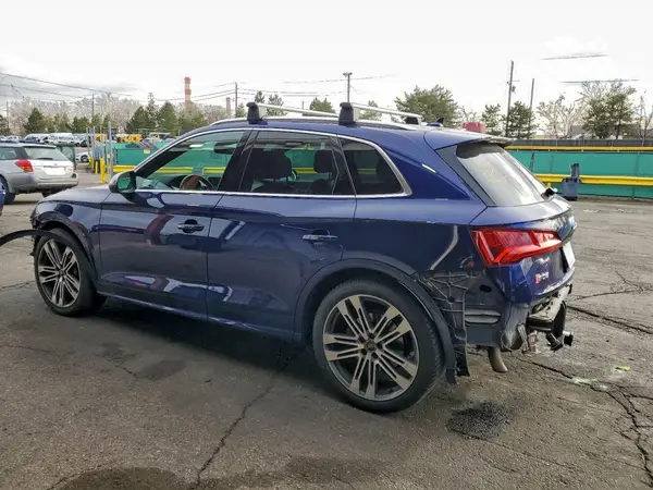 WA1B4AFY4K2001587 2019 AUDI SQ5 - Image 2