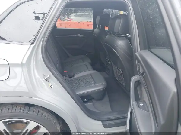 WA1B4AFY4K2063720 2019 AUDI SQ5 - Image 8