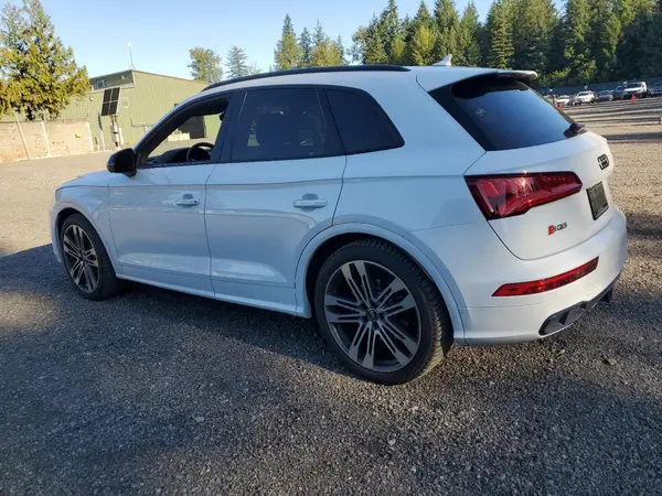 WA1B4AFY4K2080582 2019 AUDI SQ5 - Image 2