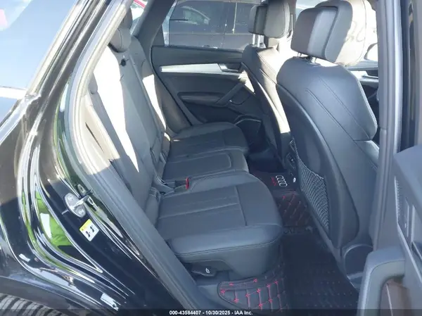 WA1B4AFY4K2092103 2019 AUDI SQ5 - Image 8