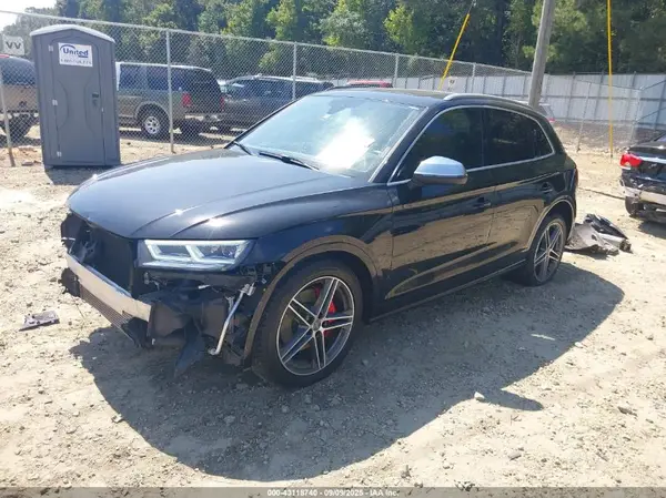 WA1B4AFY4K2093221 2019 AUDI SQ5 - Image 2