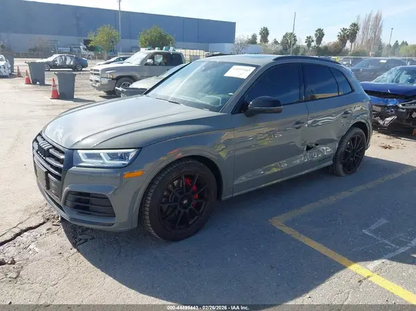 WA1B4AFY4K2134494 2019 AUDI SQ5 - Image 2