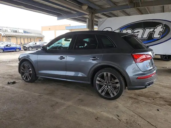 WA1B4AFY4L2055165 2020 AUDI Q5 - Image 2