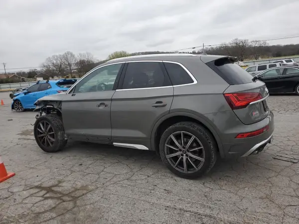 WA1B4AFY4P2057617 2023 AUDI SQ5 - Image 2