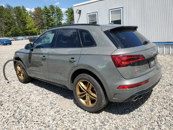 WA1B4AFY4P2083151 2023 AUDI SQ5 - Image 2
