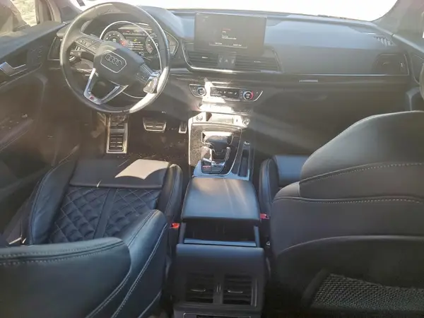 WA1B4AFY4P2084462 2023 AUDI SQ5 - Image 8
