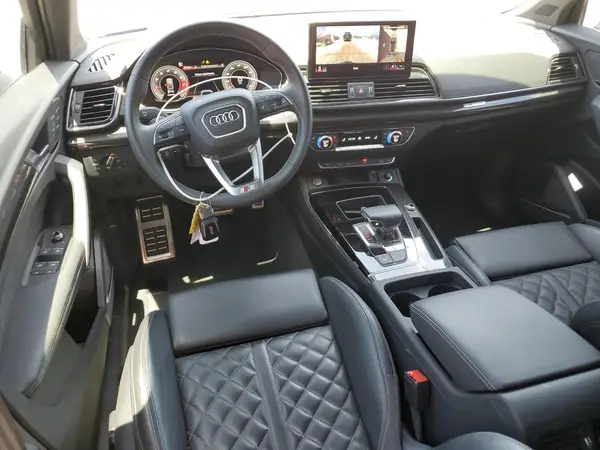 WA1B4AFY4P2169771 2023 AUDI SQ5 - Image 8