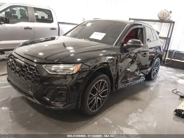 WA1B4AFY4R2084321 2024 AUDI SQ5 - Image 2