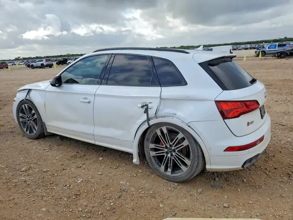 WA1B4AFY5K2040396 2019 AUDI SQ5 - Image 2