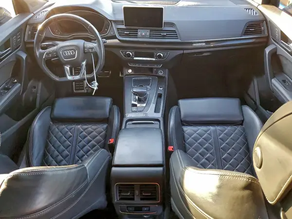 WA1B4AFY5K2076878 2019 AUDI SQ5 - Image 8