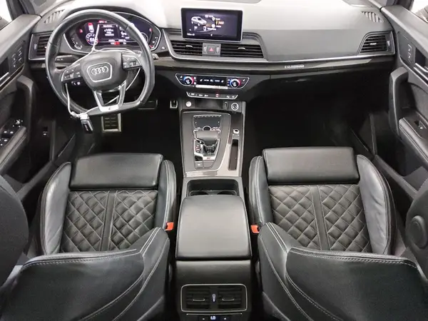 WA1B4AFY5K2081756 2019 AUDI SQ5 - Image 8