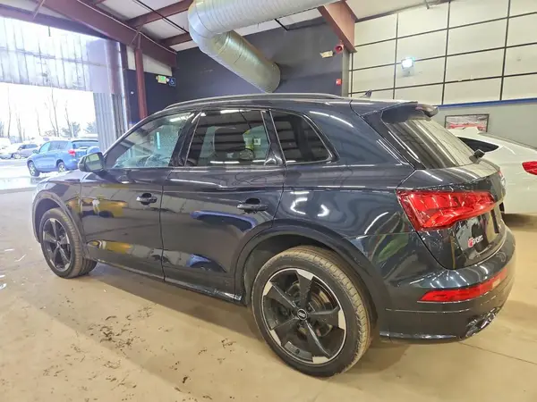 WA1B4AFY5K2091414 2019 AUDI Q5 - Image 2