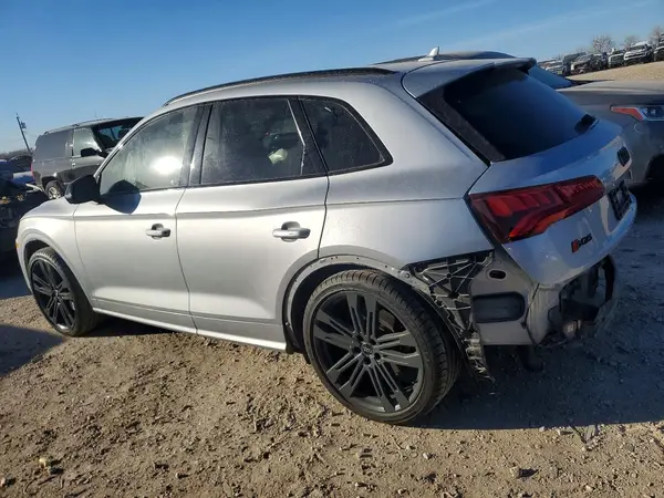 WA1B4AFY5L2013216 2020 AUDI SQ5 - Image 2