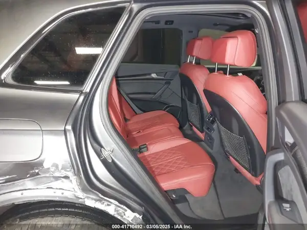 WA1B4AFY5R2063431 2024 AUDI SQ5 - Image 8