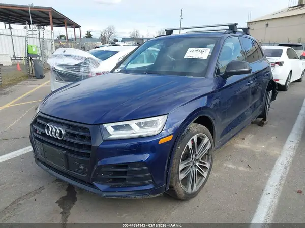 WA1B4AFY6K2041153 2019 AUDI SQ5 - Image 2