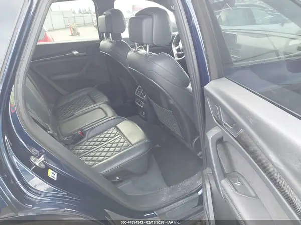 WA1B4AFY6K2041153 2019 AUDI SQ5 - Image 8