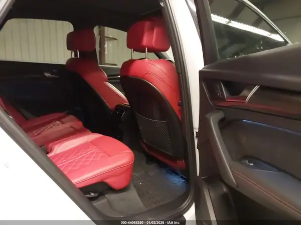 WA1B4AFY6K2066442 2019 AUDI SQ5 - Image 8