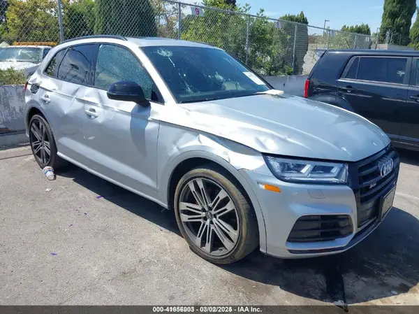 WA1B4AFY6K2076615 2019 AUDI SQ5 - Image 1