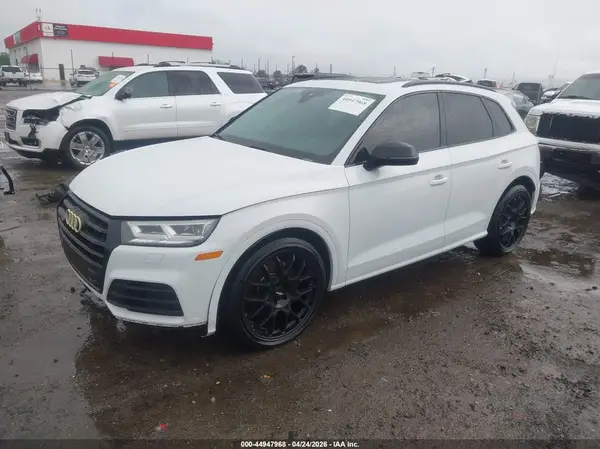 WA1B4AFY6K2096170 2019 AUDI SQ5 - Image 2