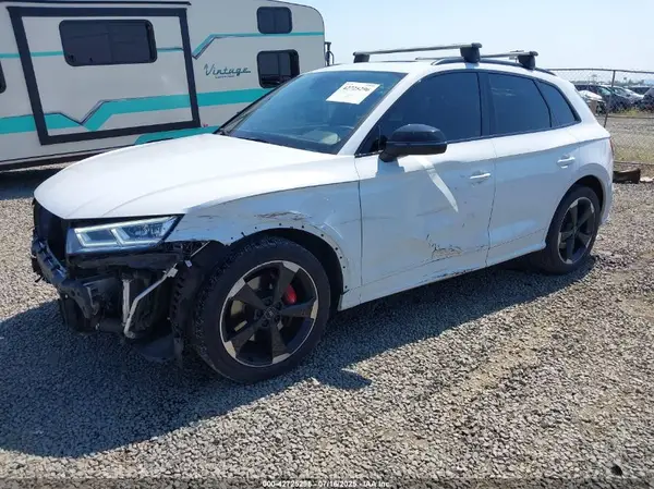 WA1B4AFY6K2099652 2019 AUDI SQ5 - Image 2