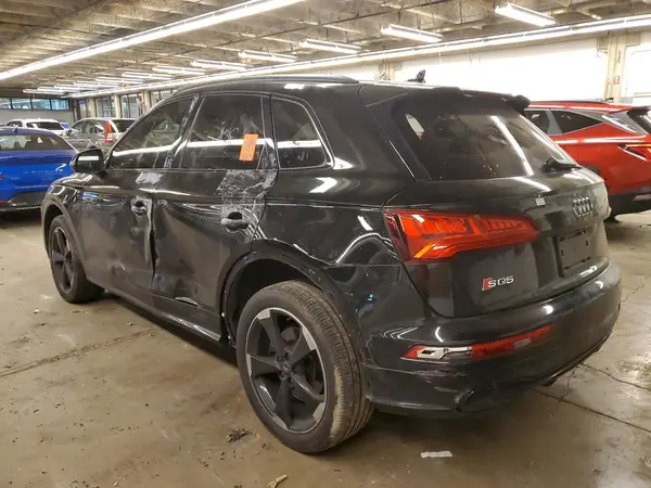 WA1B4AFY6L2113888 2020 AUDI SQ5 - Image 2