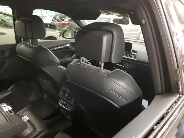 WA1B4AFY6L2113888 2020 AUDI SQ5 - Image 8