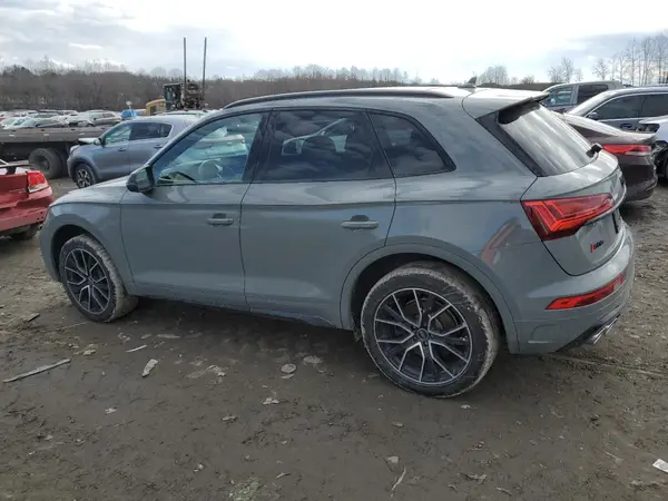 WA1B4AFY6M2035470 2021 AUDI SQ5 - Image 2
