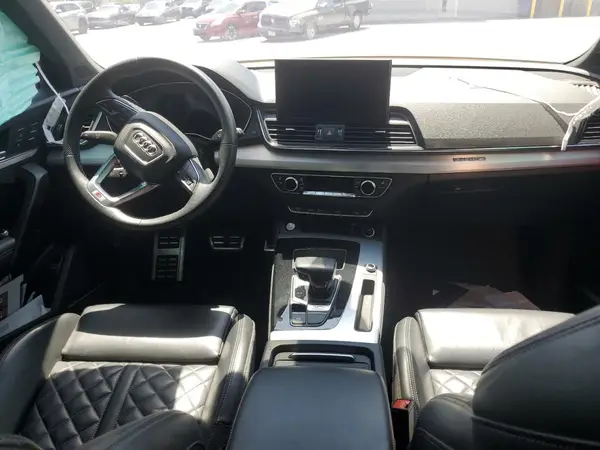WA1B4AFY6M2042970 2021 AUDI SQ5 - Image 8