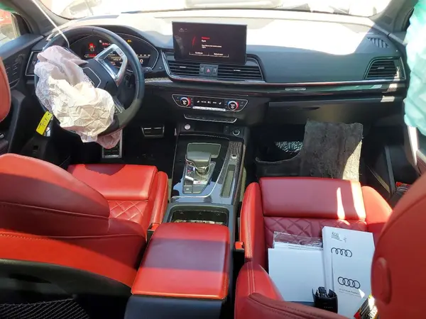 WA1B4AFY6N2025555 2022 AUDI SQ5 - Image 8
