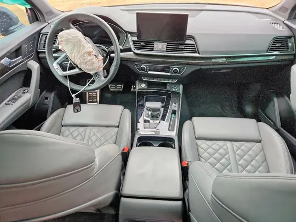 WA1B4AFY6S2015023 2025 AUDI Q5 - Image 8