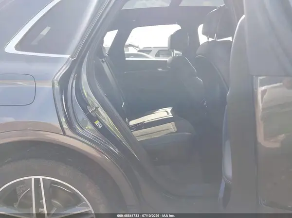 WA1B4AFY7K2001633 2019 AUDI SQ5 - Image 8