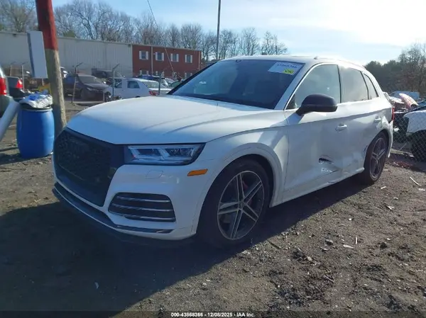 WA1B4AFY7K2021848 2019 AUDI SQ5 - Image 2