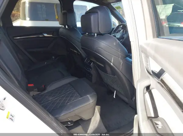 WA1B4AFY7K2021848 2019 AUDI SQ5 - Image 8