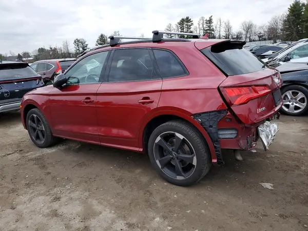 WA1B4AFY7K2047818 2019 AUDI SQ5 - Image 2