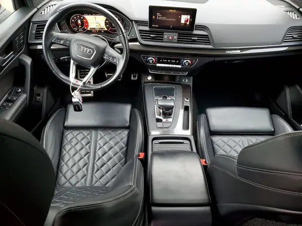 WA1B4AFY7K2047818 2019 AUDI SQ5 - Image 8
