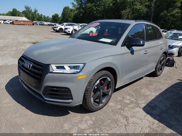 WA1B4AFY7K2087400 2019 AUDI SQ5 - Image 2