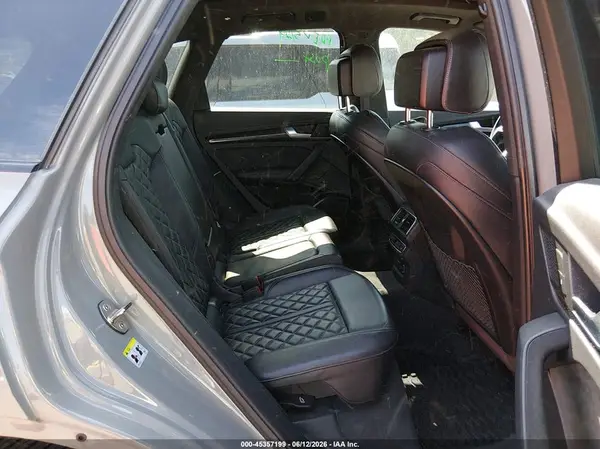 WA1B4AFY7K2087400 2019 AUDI SQ5 - Image 8