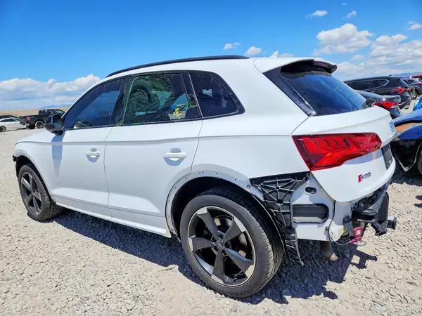 WA1B4AFY7K2112392 2019 AUDI SQ5 - Image 2