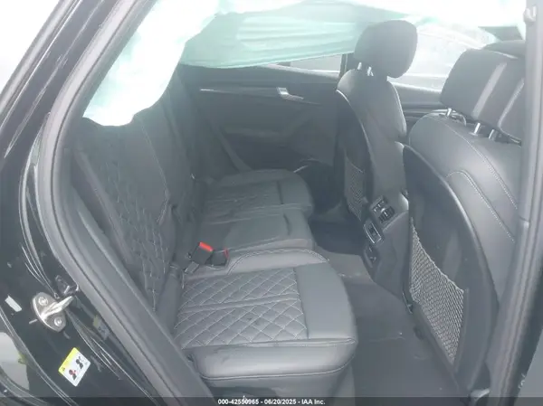 WA1B4AFY7N2030411 2022 AUDI SQ5 - Image 8