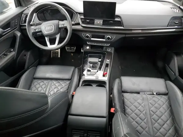 WA1B4AFY7P2146601 2023 AUDI SQ5 - Image 8
