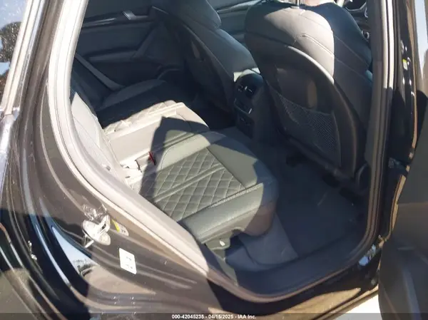 WA1B4AFY7R2037896 2024 AUDI SQ5 - Image 8