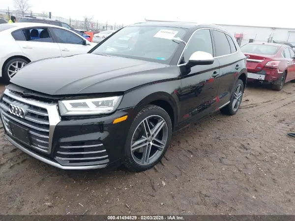 WA1B4AFY8K2001737 2019 AUDI SQ5 - Image 2