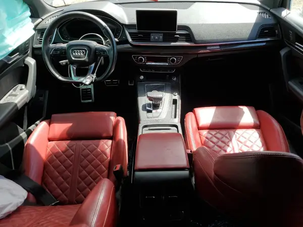 WA1B4AFY8L2010262 2020 AUDI SQ5 - Image 8