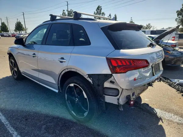 WA1B4AFY8L2065620 2020 AUDI SQ5 - Image 2
