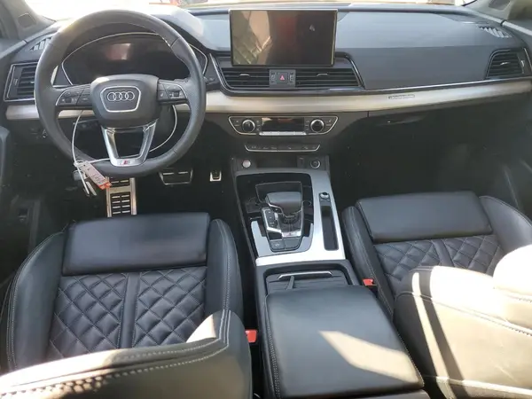 WA1B4AFY8M2025975 2021 AUDI SQ5 - Image 8
