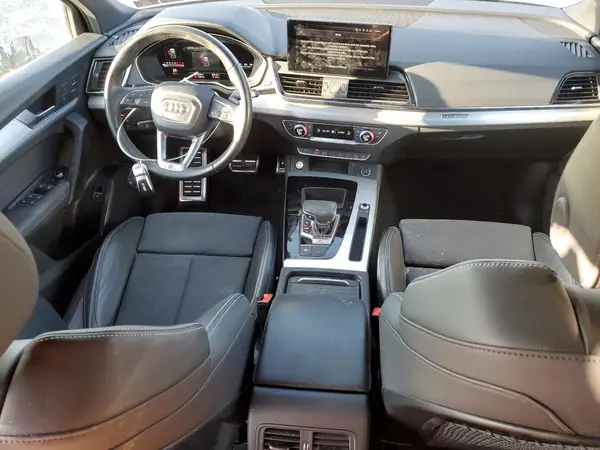 WA1B4AFY8M2071791 2021 AUDI SQ5 - Image 8