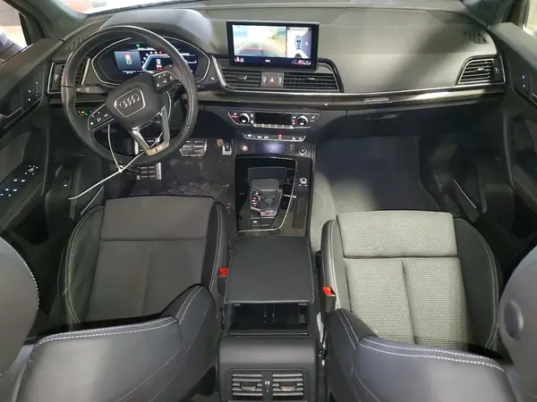 WA1B4AFY8N2105505 2022 AUDI SQ5 - Image 8