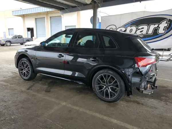 WA1B4AFY8P2083332 2023 AUDI SQ5 - Image 2